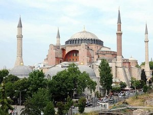 istanbul_AyasofyaMuseum_xin--400x300