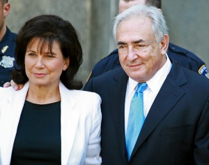 Dominique Strauss-Kahn e la moglie