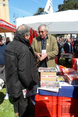 Il banchetto del manifesto