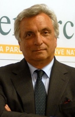 Arturo Diaconale